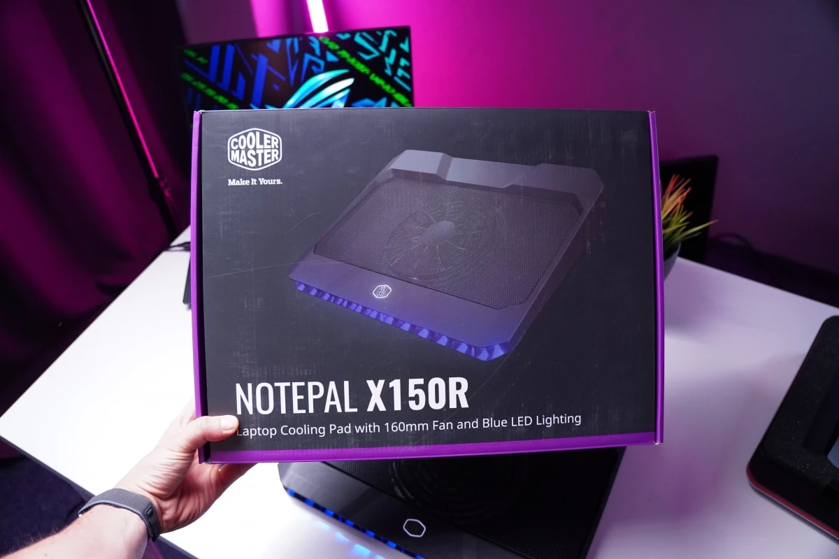 cooler-master-notepal-x150r-1.webp