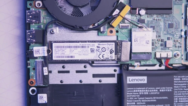 lenovo-ideapad-gaming-3-ssd.webp