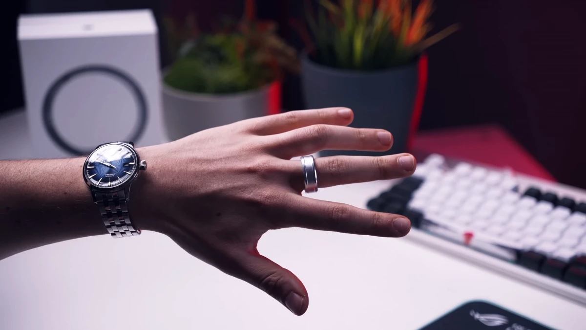 eq-ring-r3-na-ruce.webp