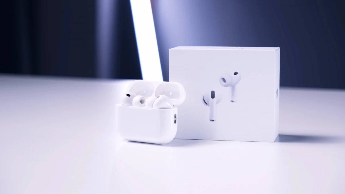 apple-airpods-3-2.webp