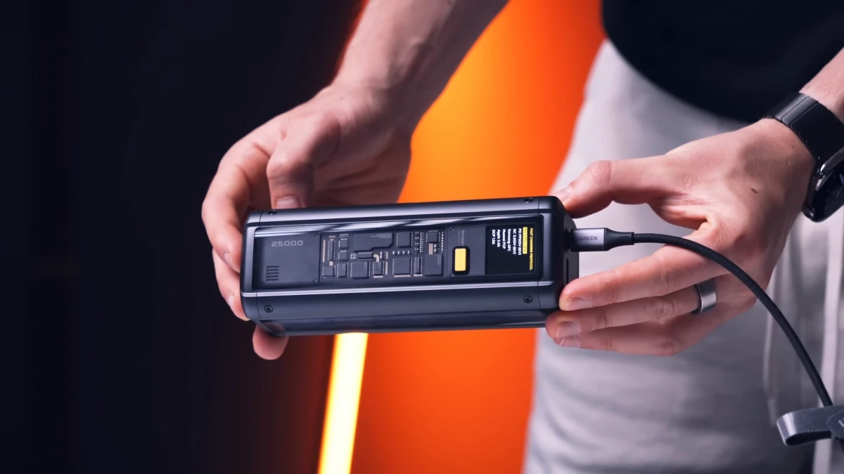 powerbanka-xiaomi-212w-hypercharge-20.webp