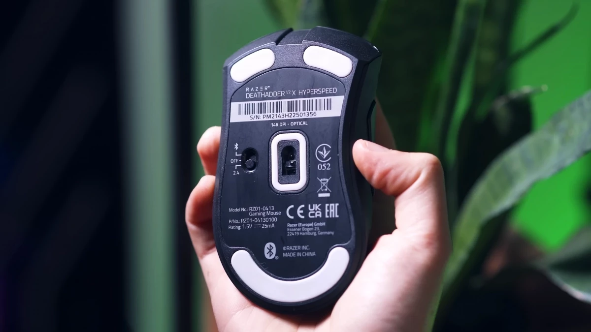 razer-deathadder-v2-x-hyperspeed-13.webp