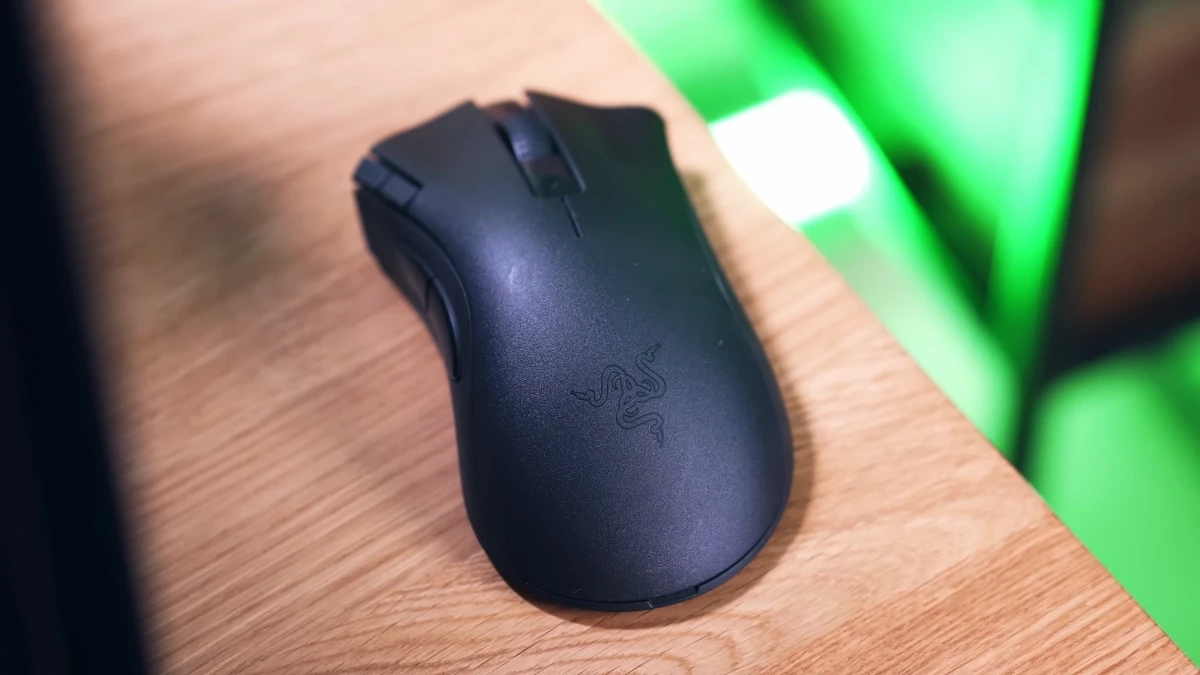 razer-deathadder-v2-x-hyperspeed-16.webp