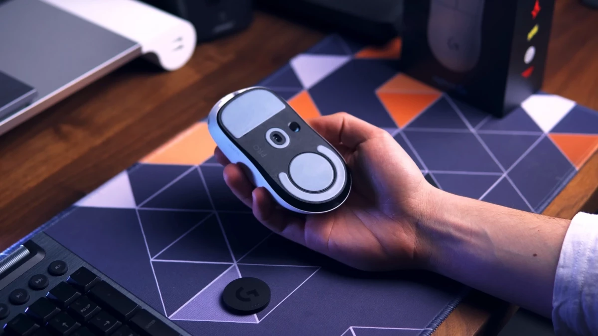 logitech-g-pro-x-superlight-9.webp